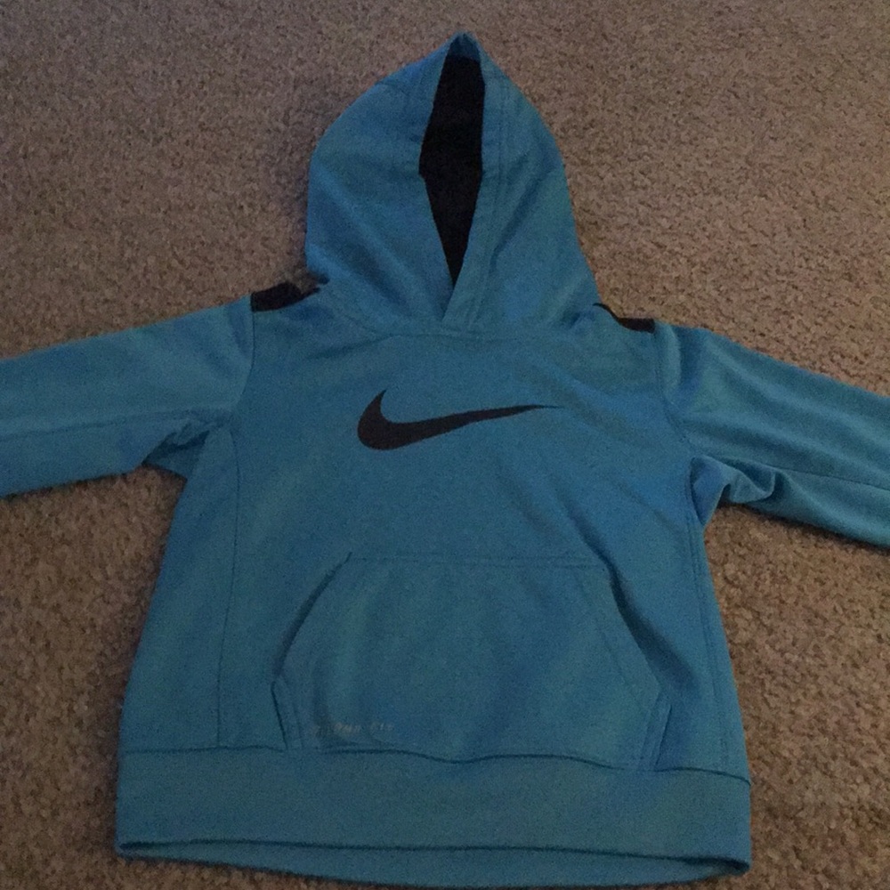 Nike Therma-Fit Hoodie